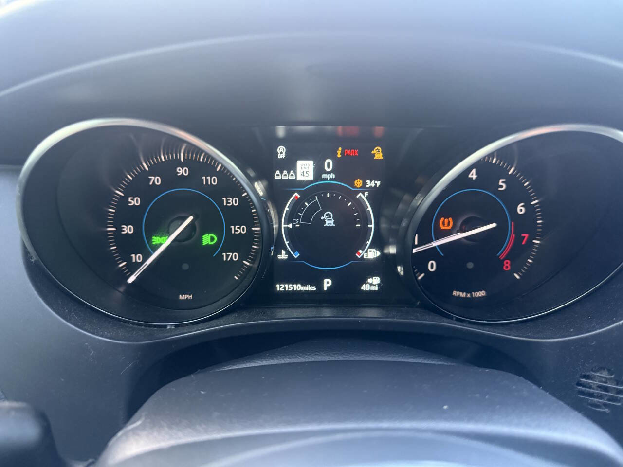 Used 2020 Jaguar F-PACE Prestige image 31