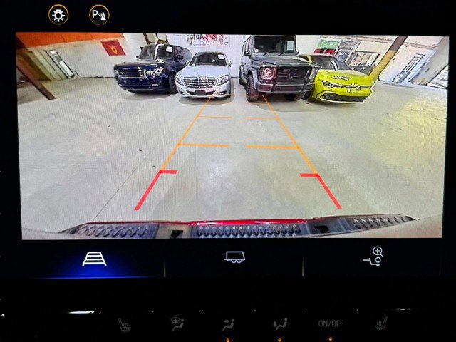 Used 2024 Chevrolet Colorado LT w/ LT Convenience Package II image 49