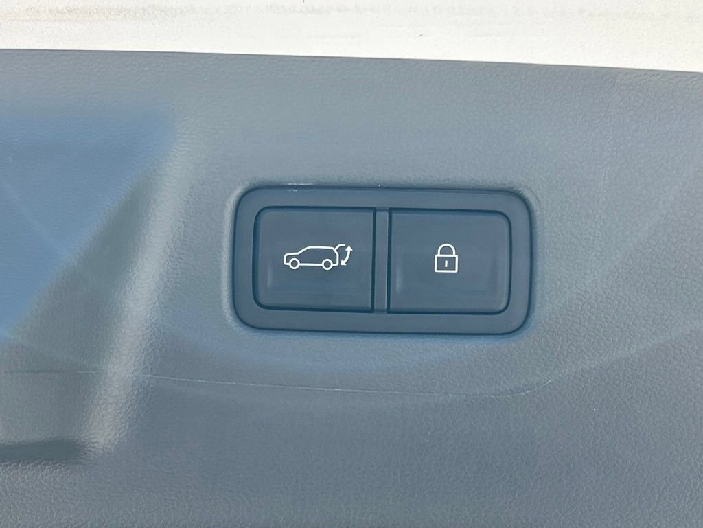 Used 2026 Hyundai Santa Fe SEL FWD image 47