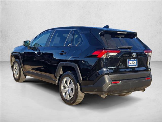 Used 2023 Toyota RAV4 LE image 7