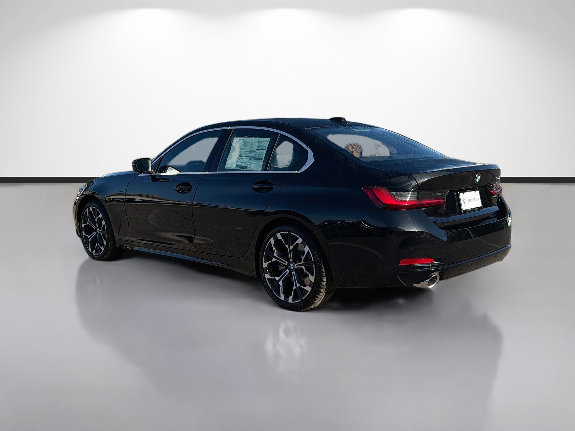 Used 2026 BMW 330i Sedan w/ Premium Package RWD image 5