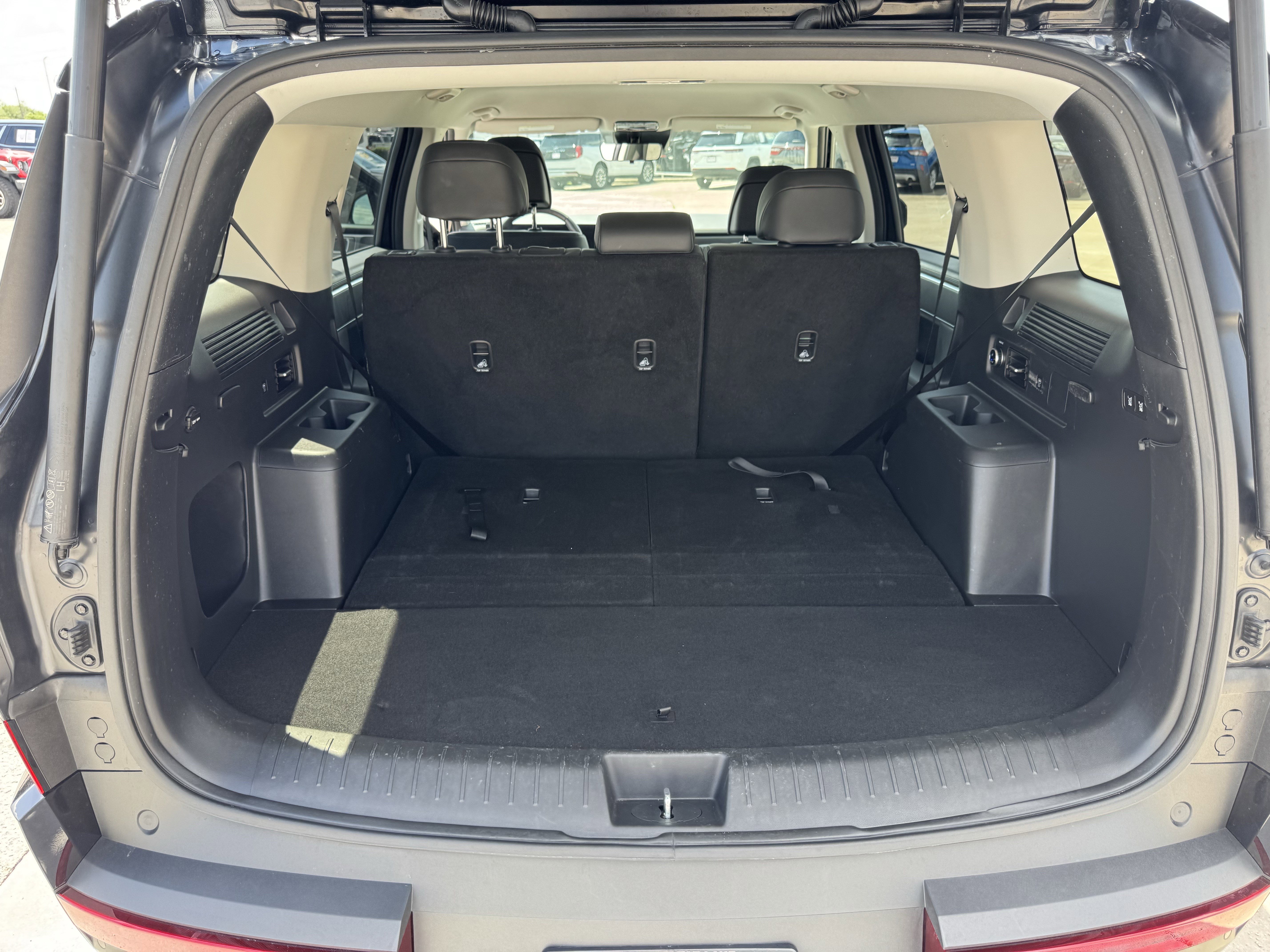 Used 2026 Hyundai Santa Fe SEL FWD image 30