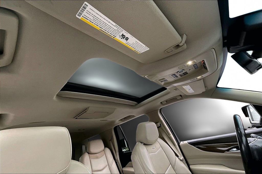Used 2019 Cadillac Escalade Luxury image 22