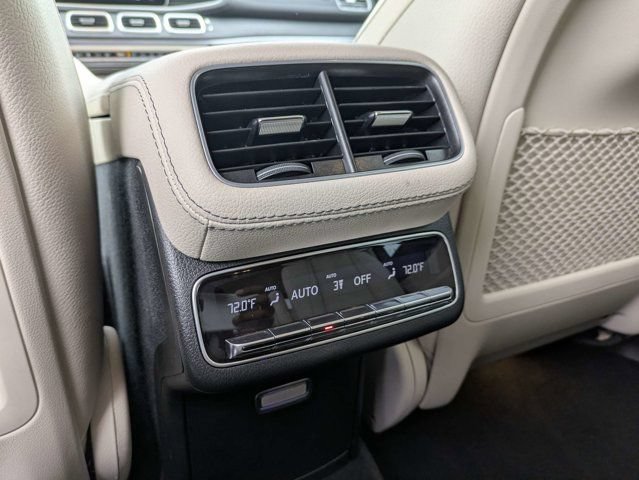 Used 2022 Mercedes-Benz GLS 450 4MATIC image 16