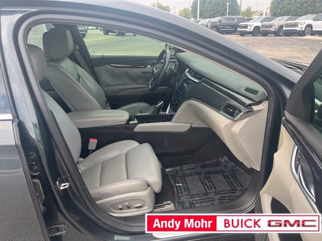 Used 2013 Cadillac XTS Premium FWD image 43
