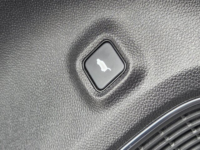 Used 2024 Acura MDX w/ Technology Package FWD image 26