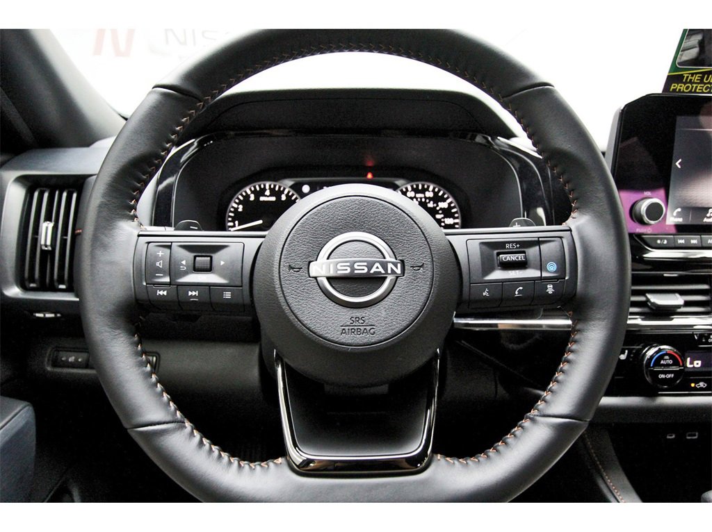 Used 2025 Nissan Pathfinder Rock Creek image 11