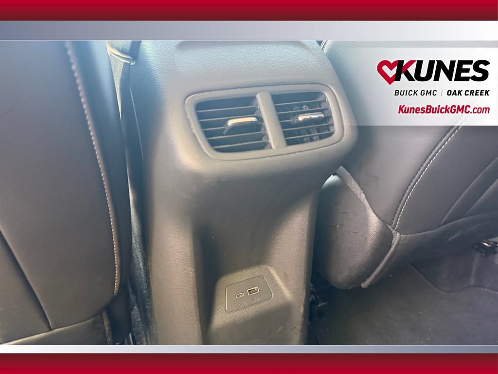 Used 2024 Buick Envision Preferred AWD/4WD image 35