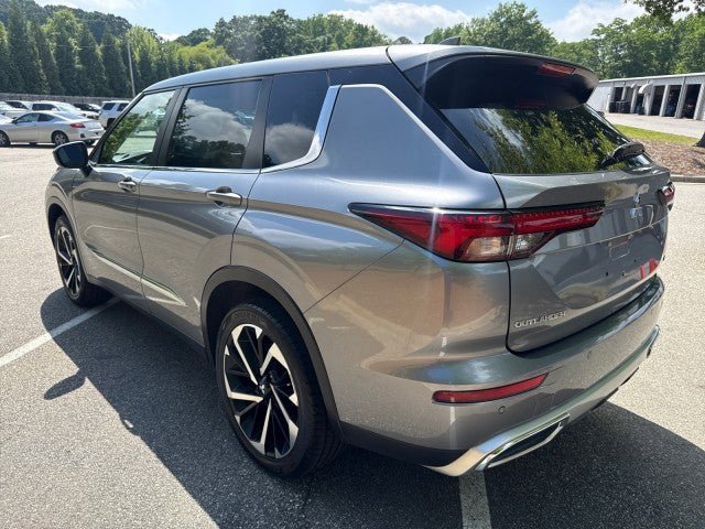 Used 2022 Mitsubishi Outlander SE AWD/4WD image 5