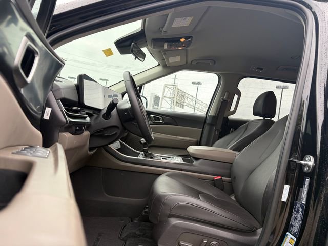 Certified 2026 Kia Carnival FWD image 22