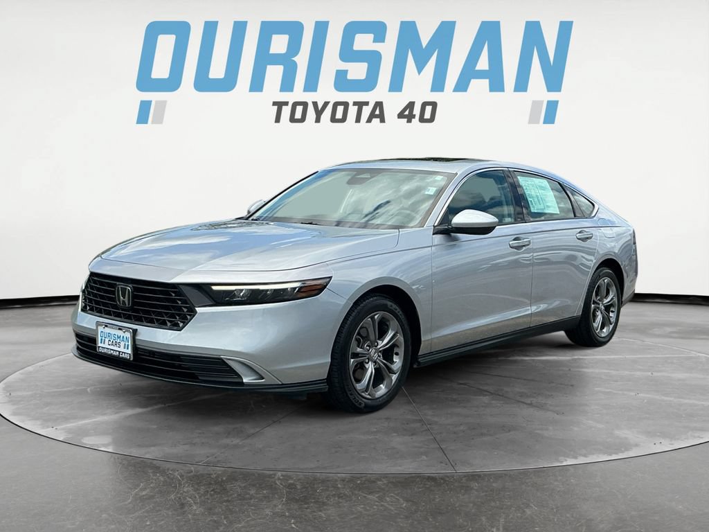 Used 2024 Honda Accord EX image 3