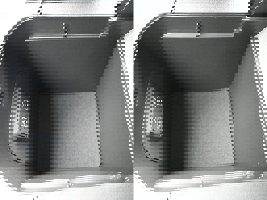 New 2025 Toyota RAV4 LE image 37