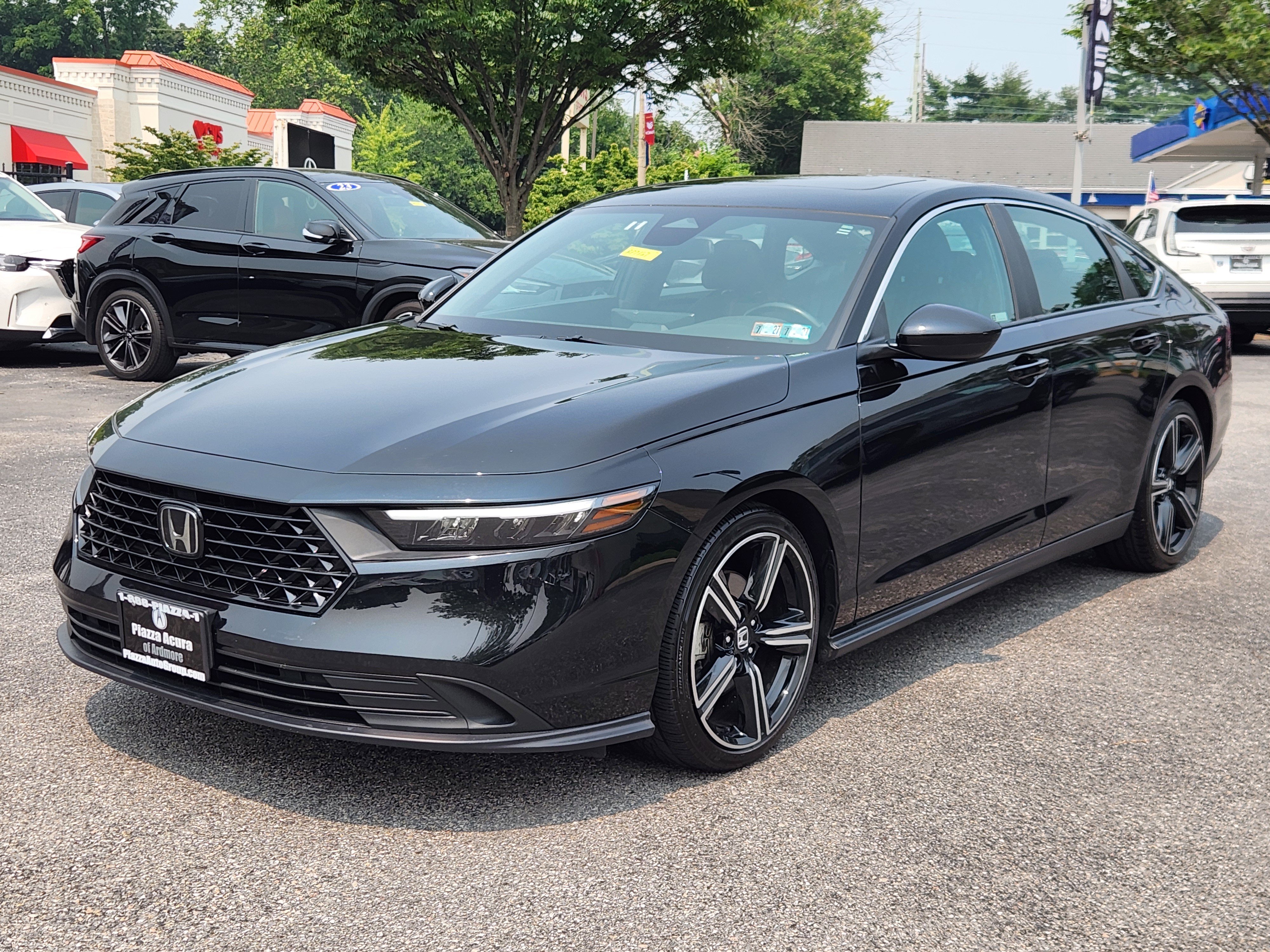 Used 2024 Honda Accord Sport image 2