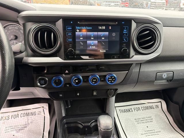 Used 2018 Toyota Tacoma TRD Off-Road AWD/4WD image 19