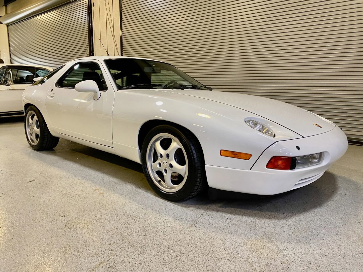 Used 1994 Porsche 928 GTS RWD image 13