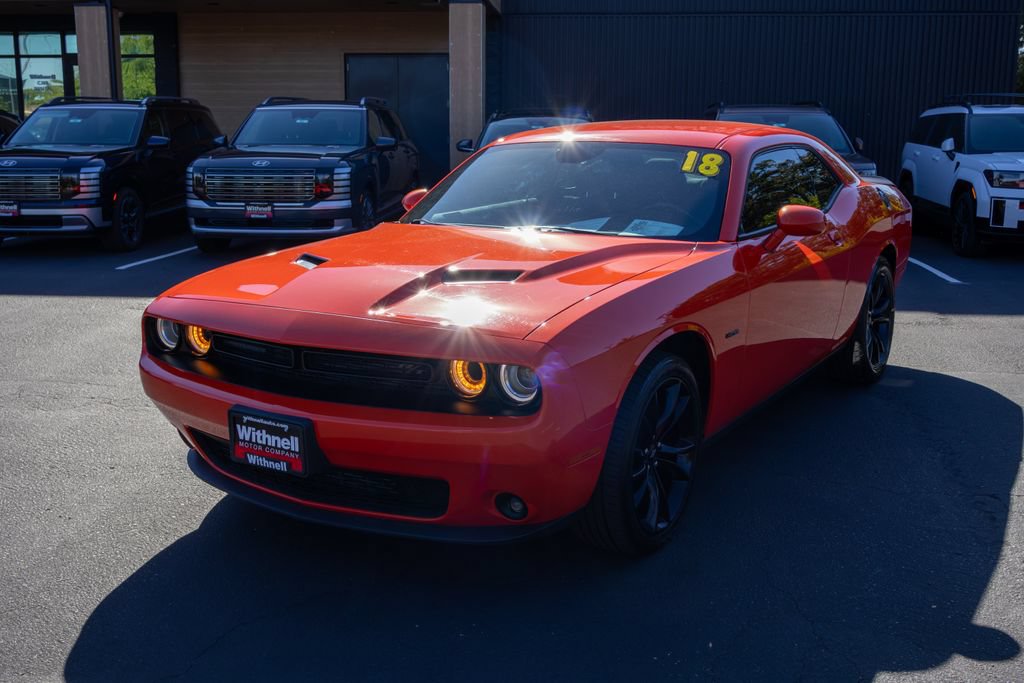 Used 2018 Dodge Challenger R/T w/ Driver Convenience Group RWD image 3