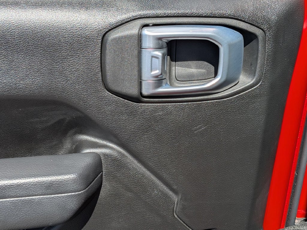 Used 2025 Jeep Wrangler Unlimited Sport AWD/4WD image 28