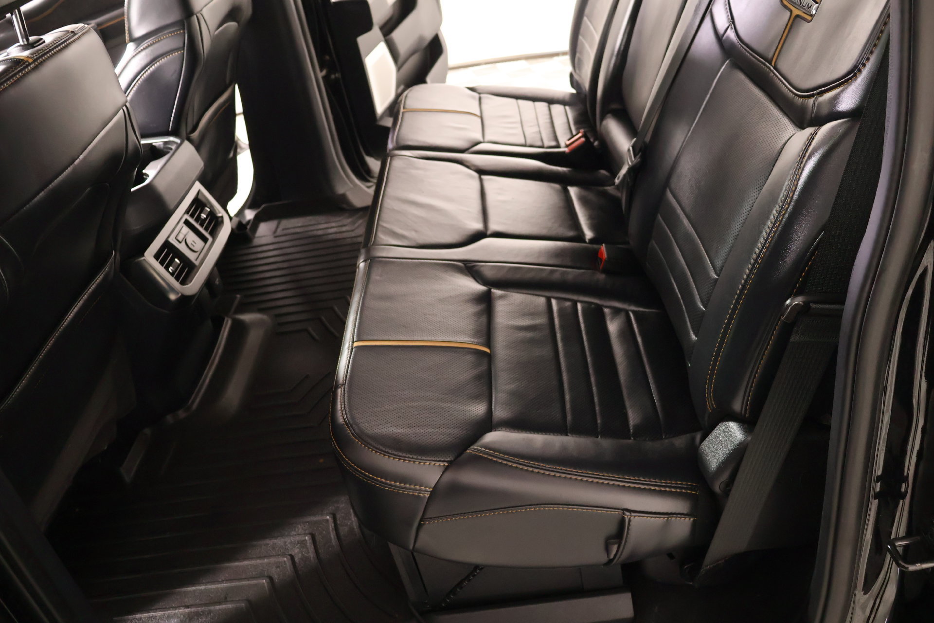 Used 2023 Ford F250 Platinum AWD/4WD image 13