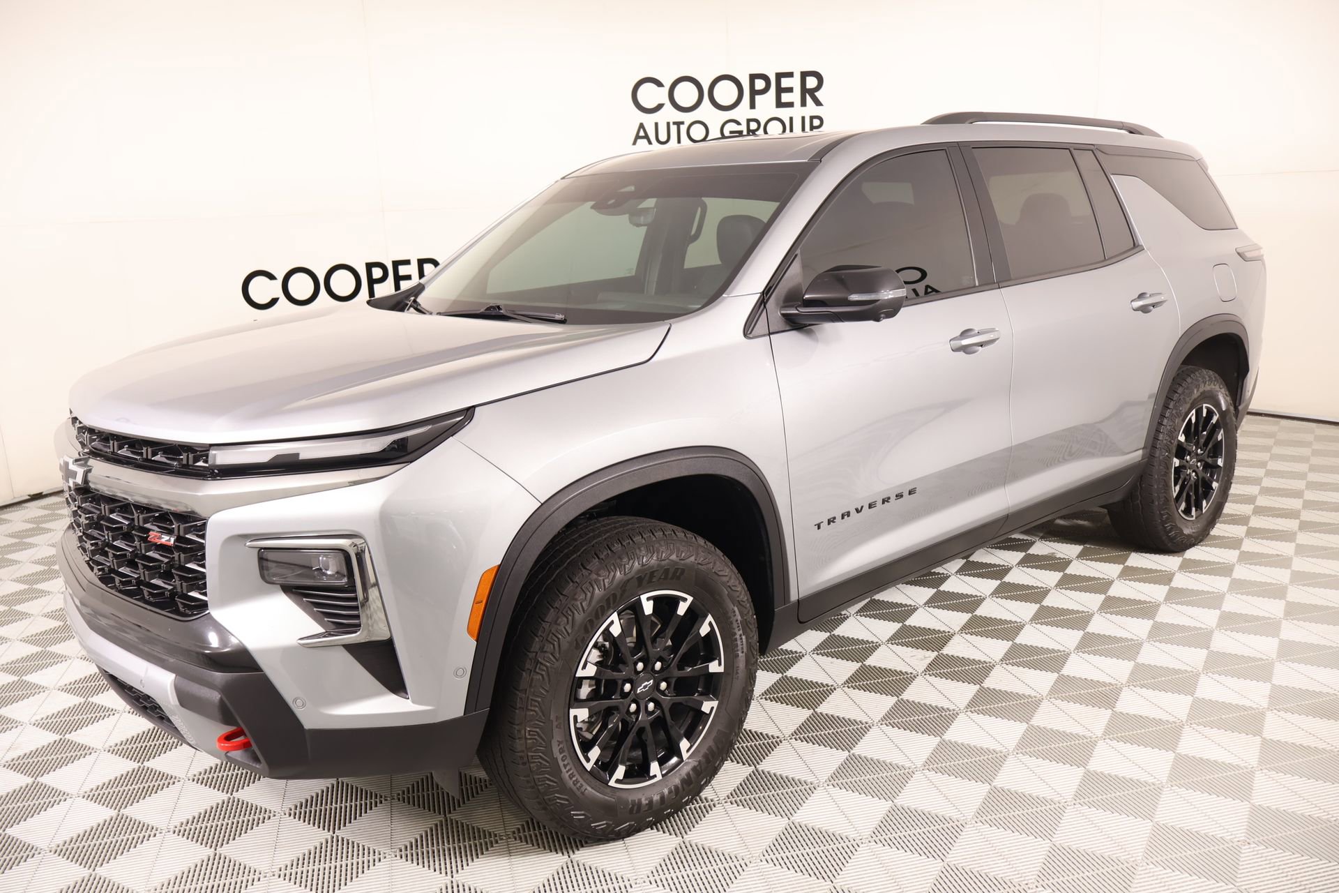 Used 2024 Chevrolet Traverse Z71 w/ Enhanced Driving Package image 10