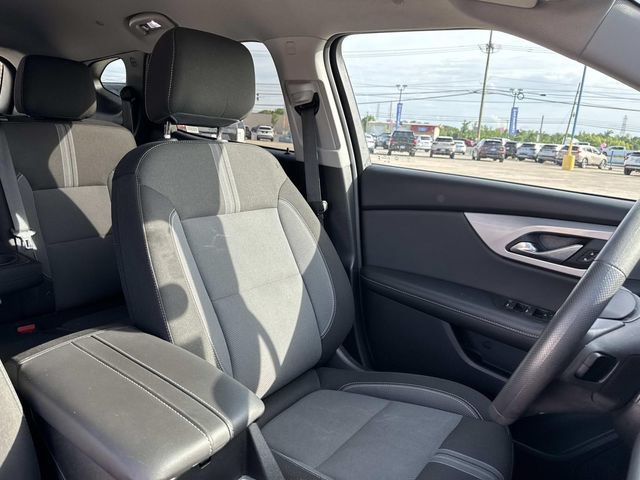 Used 2025 Chevrolet Blazer LT FWD image 28
