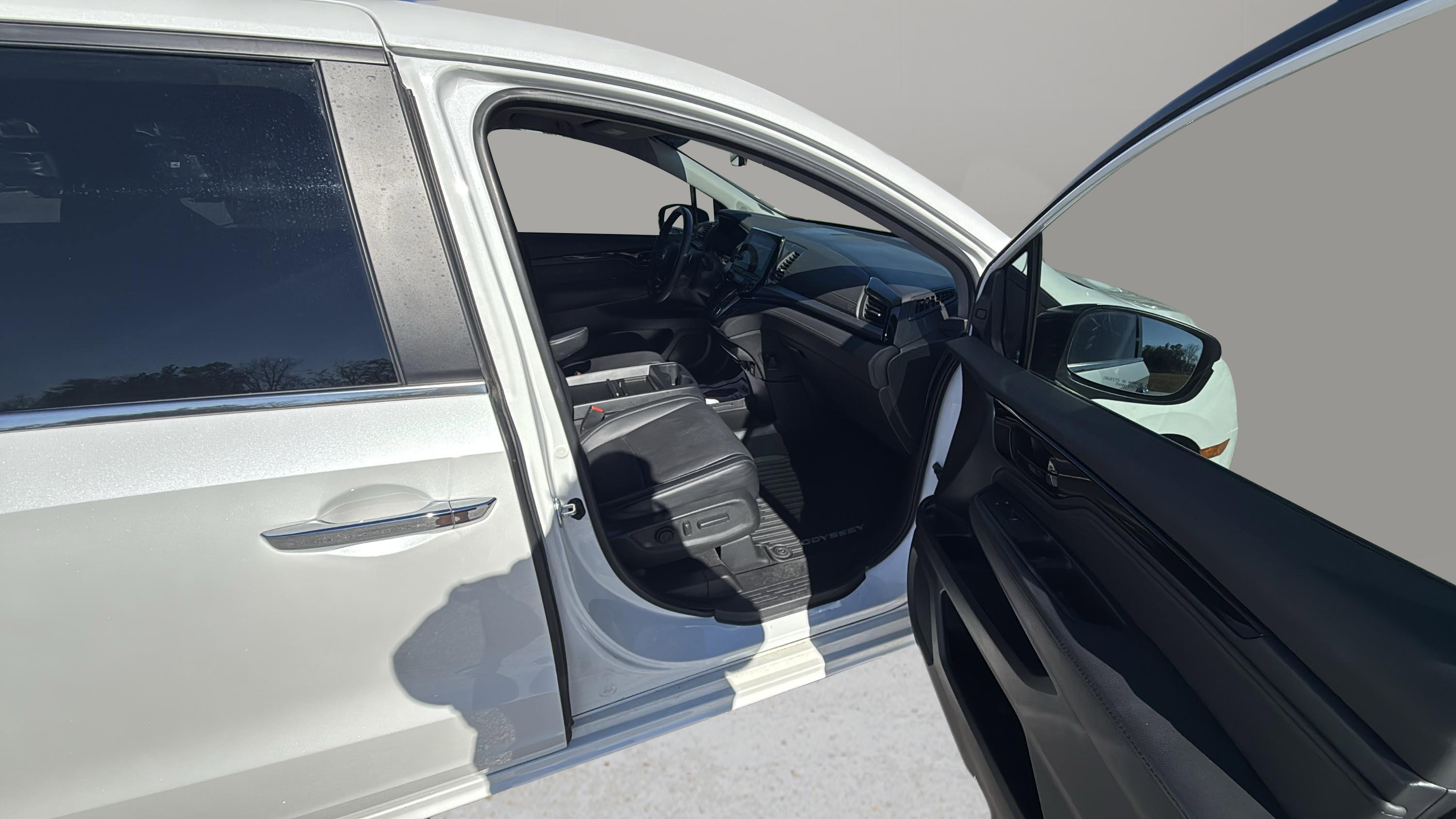 Used 2023 Honda Odyssey Touring image 13