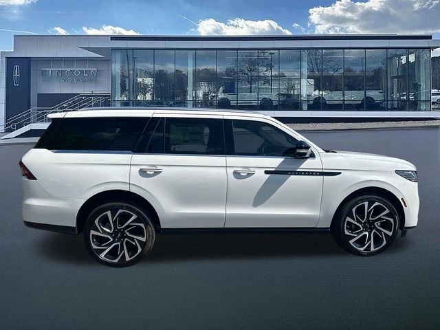 New 2026 Lincoln Navigator Black Label AWD/4WD image 9