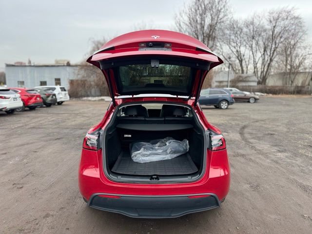 Used 2023 Tesla Model Y Long Range image 22