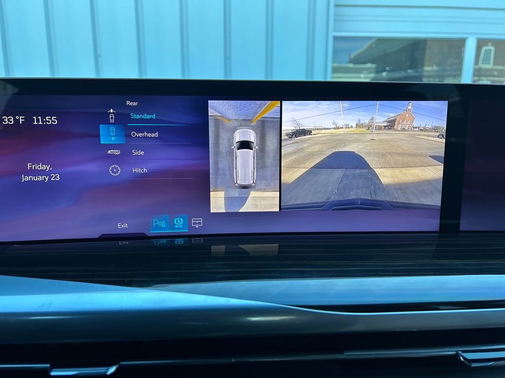 Certified 2026 Cadillac Escalade Luxury w/ LPO, Floor Liner Package image 24