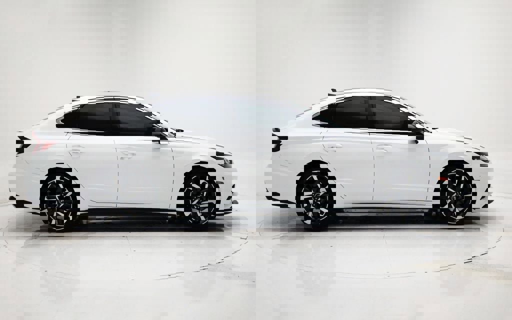 Used 2023 Hyundai Sonata SEL Plus image 2