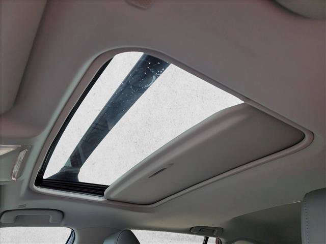 Used 2024 Toyota RAV4 XLE Premium AWD/4WD image 21