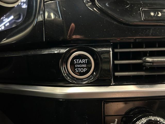 Certified 2024 Nissan Pathfinder SL image 38