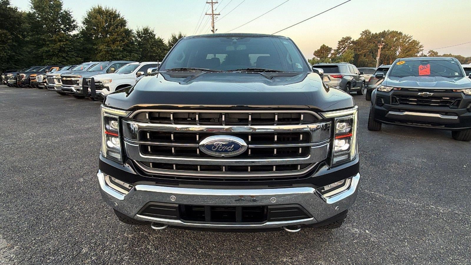 Used 2022 Ford F150 Lariat w/ Equipment Group 502A High AWD/4WD image 2
