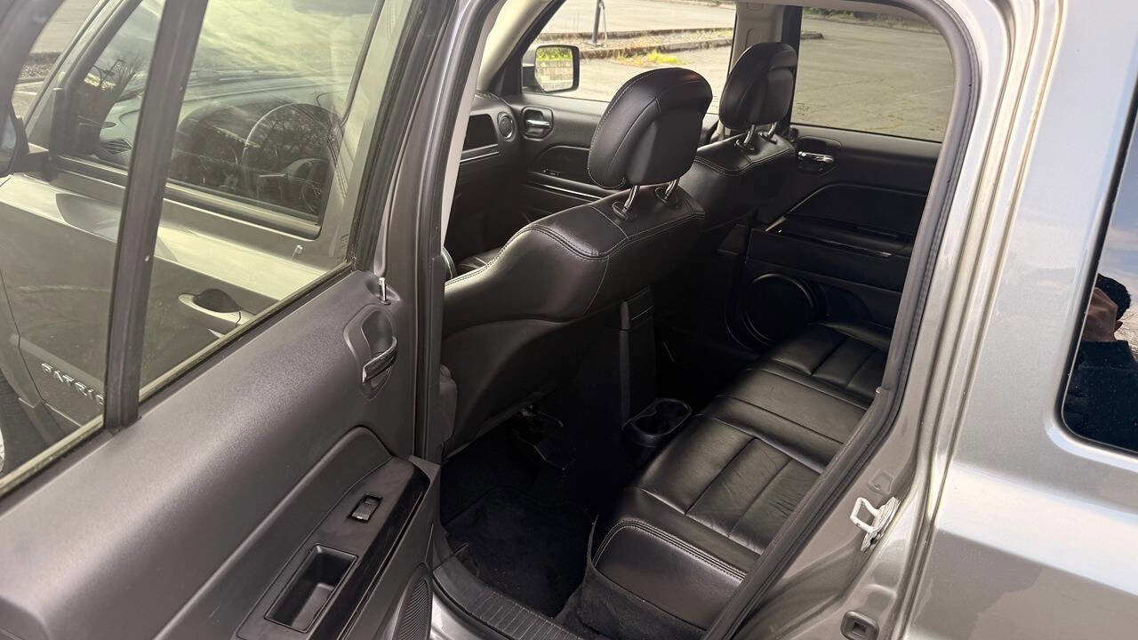 Used 2012 Jeep Patriot Limited w/ Sun/Sound Group AWD/4WD image 13