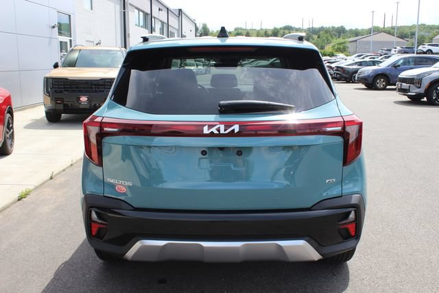Certified 2026 Kia Seltos EX AWD/4WD image 29