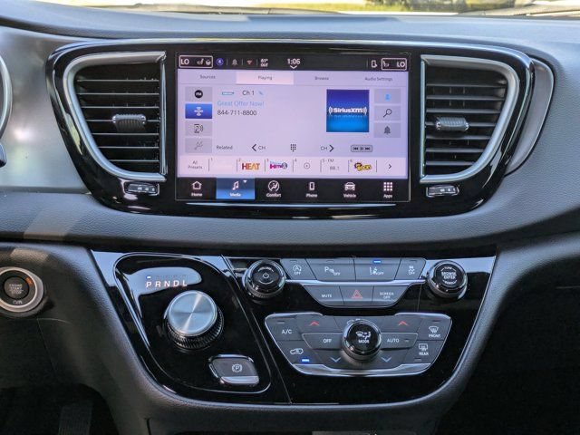 New 2026 Chrysler Voyager LX FWD image 16