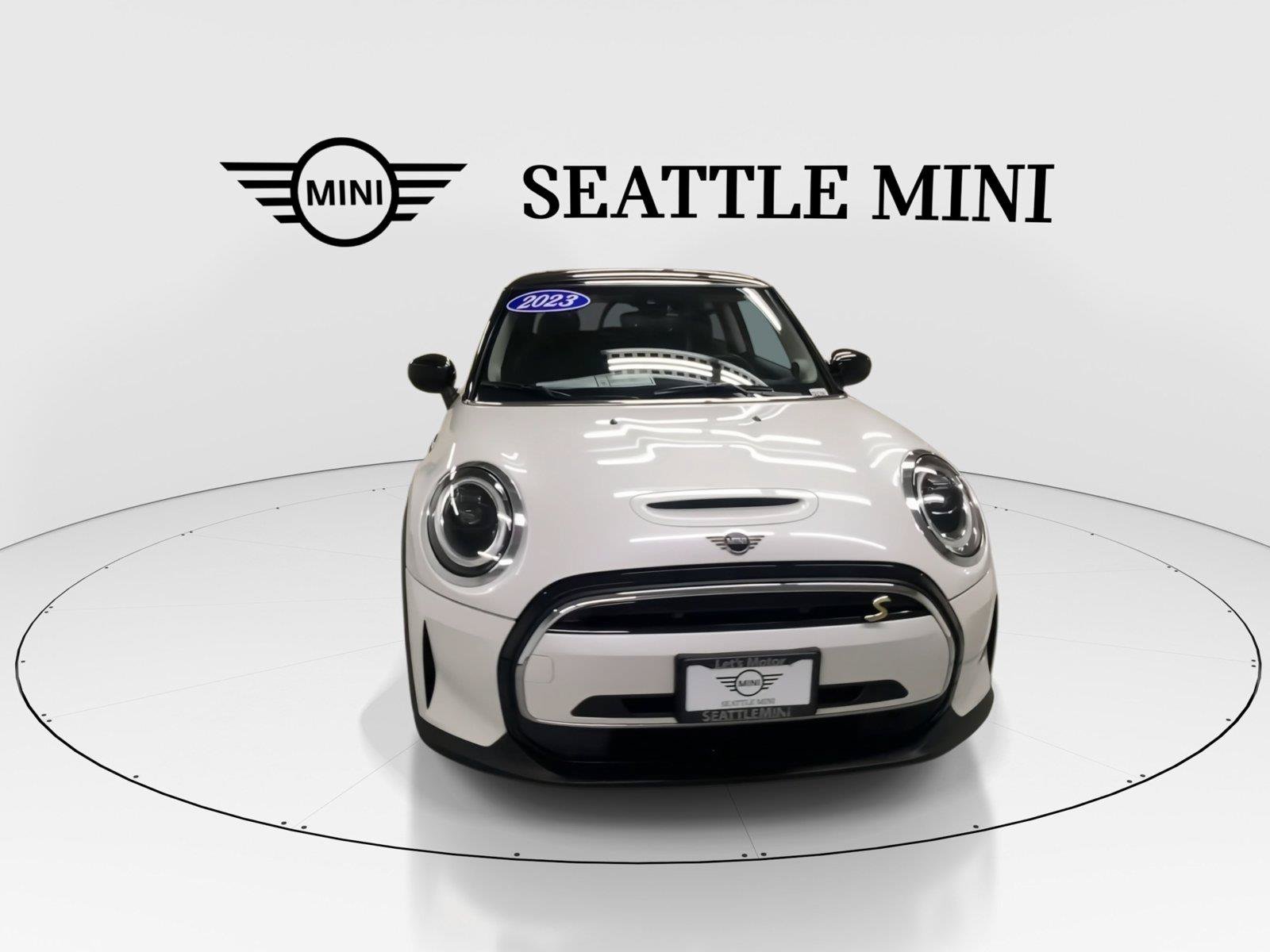 Used 2023 MINI Cooper SE FWD image 3