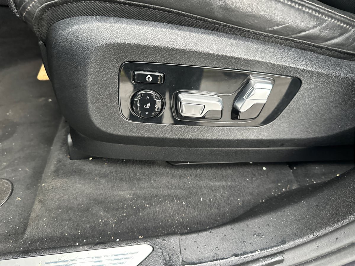 Used 2019 BMW X7 xDrive50i w/ Dynamic Handling Package AWD/4WD image 20