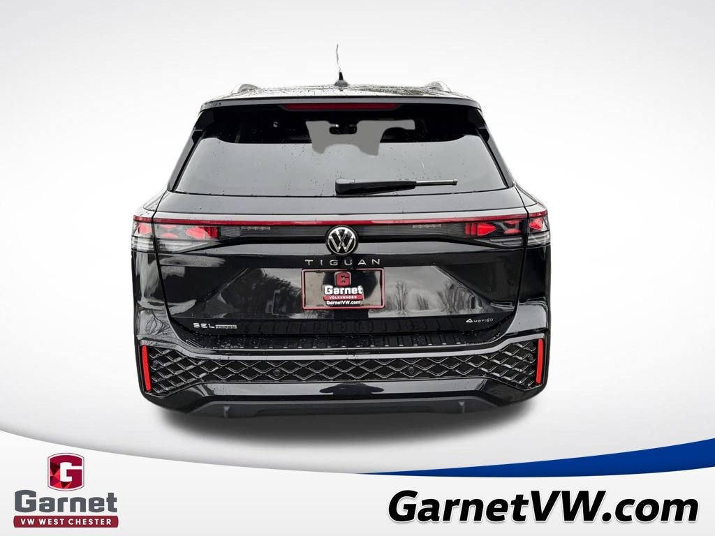 New 2026 Volkswagen Tiguan SEL R-Line image 4