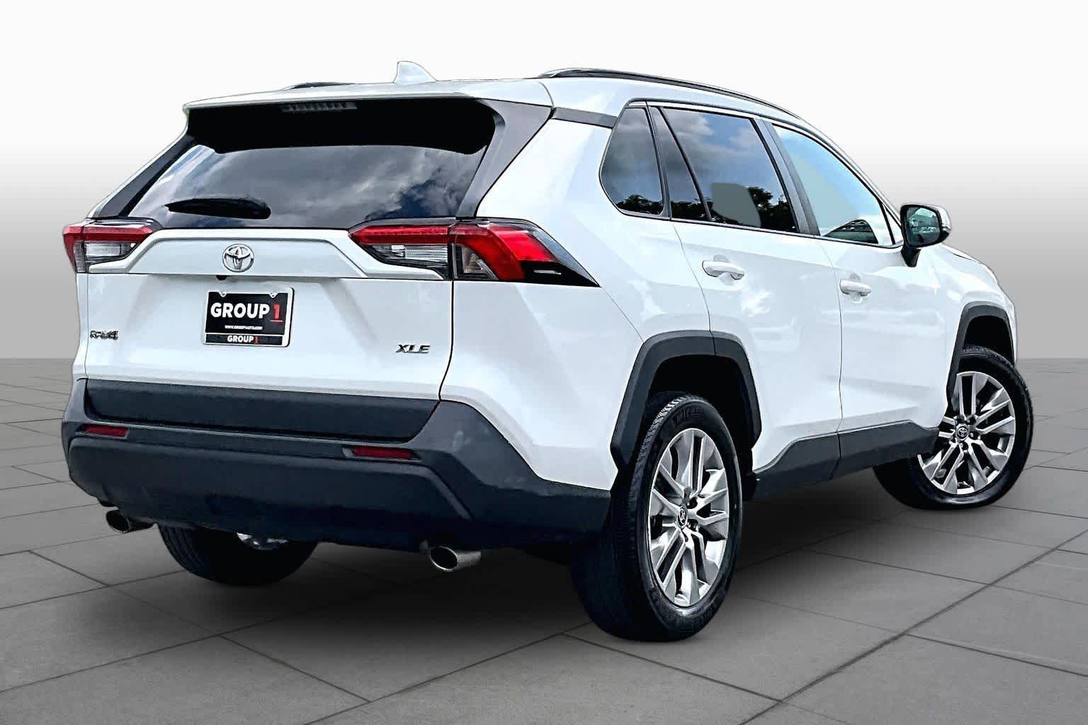 Used 2023 Toyota RAV4 XLE Premium FWD image 13