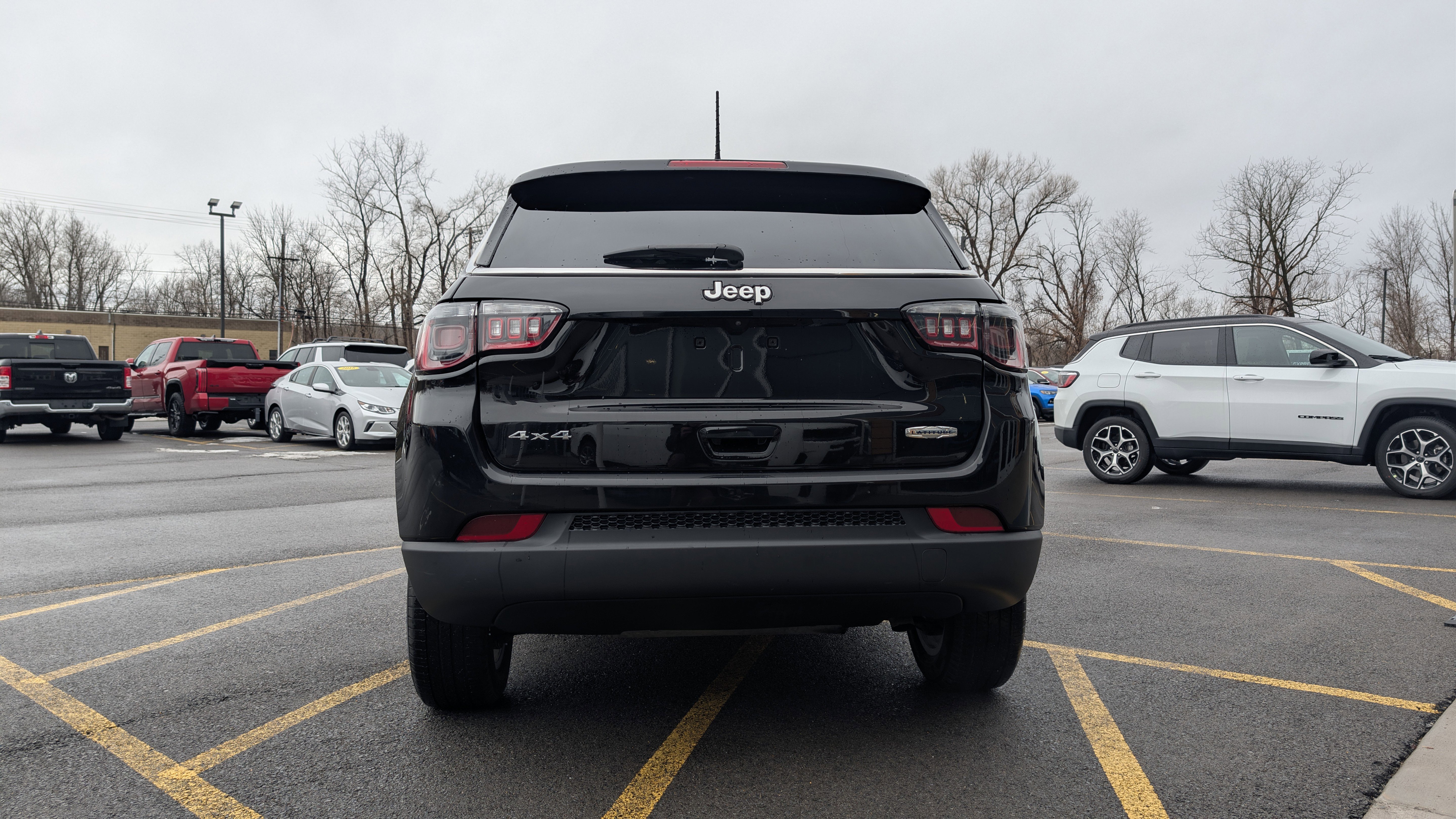 Used 2022 Jeep Compass Latitude w/ Convenience Group image 6