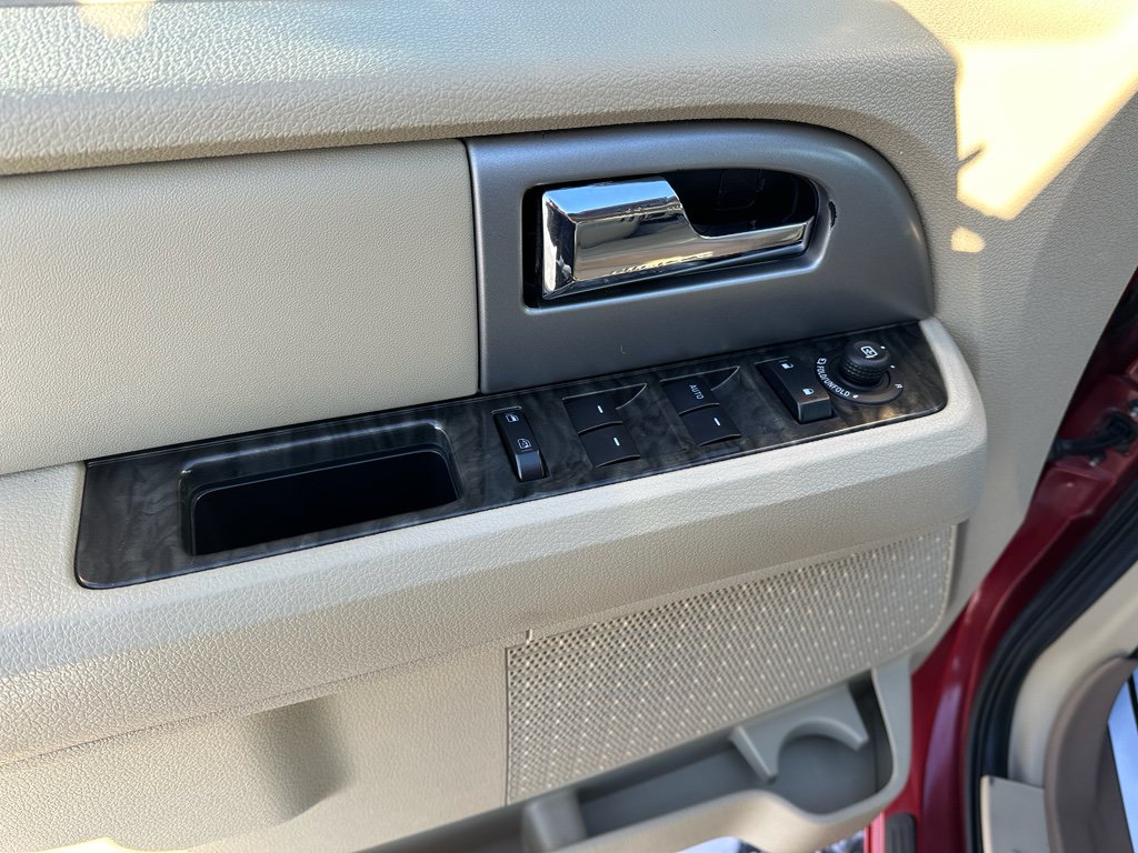 Used 2015 Ford Expedition EL Limited AWD/4WD image 11