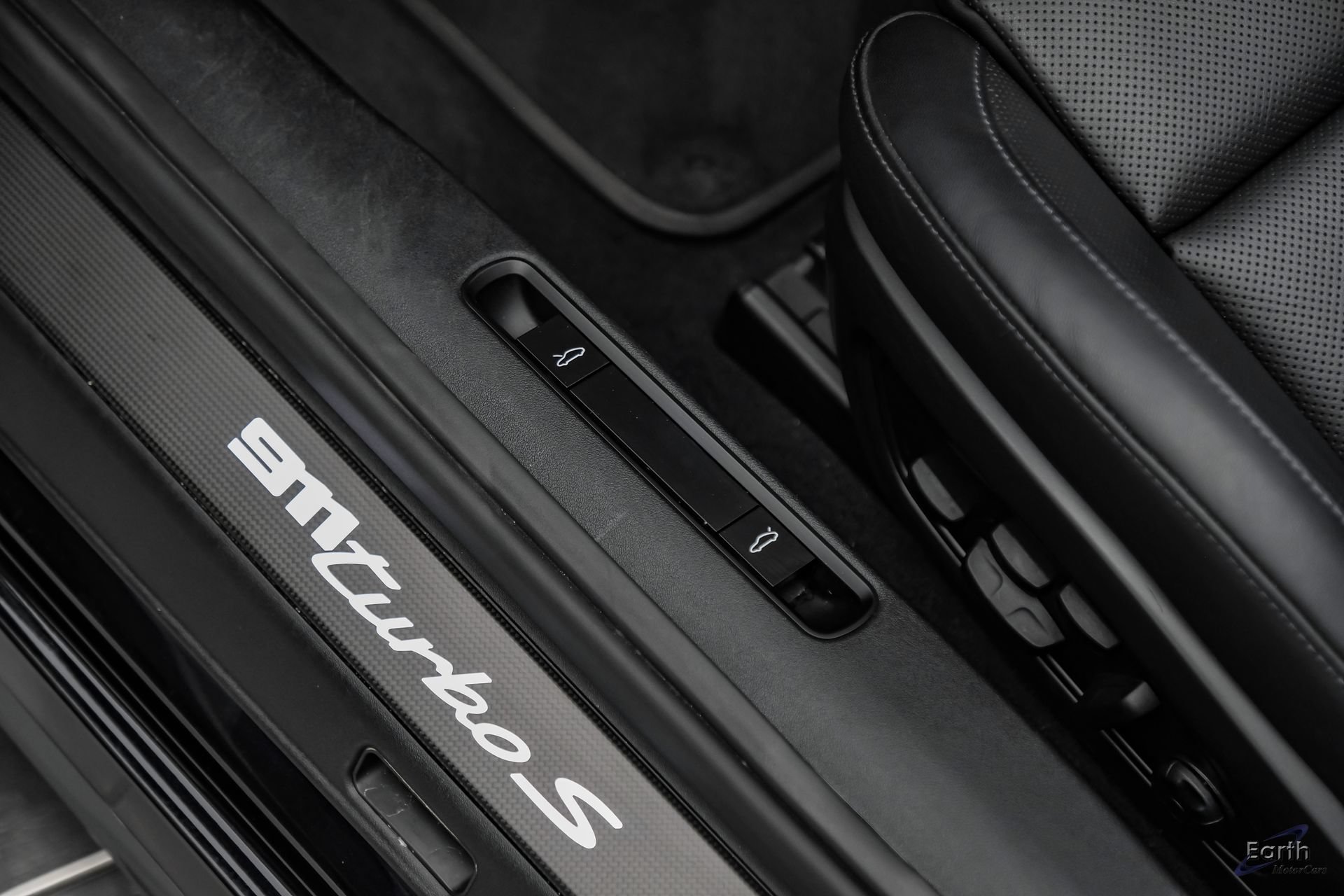 Used 2025 Porsche 911 Turbo S w/ Exterior Sport Package AWD/4WD image 52