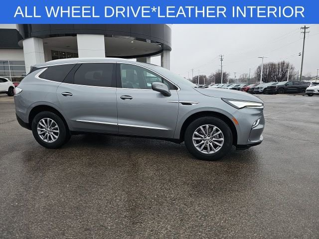 Used 2023 Buick Enclave Essence image 22