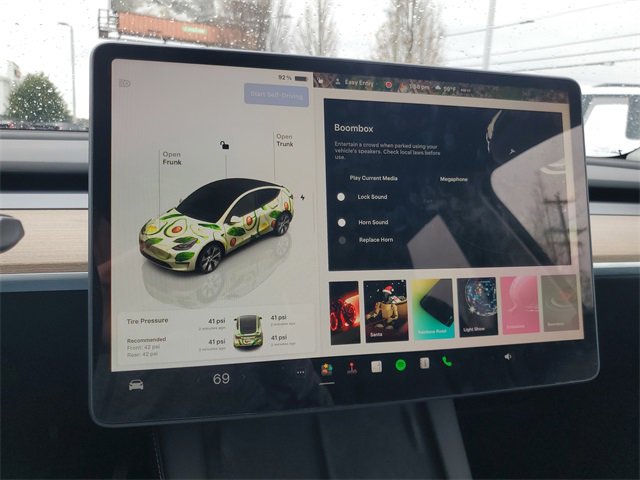 Used 2024 Tesla Model Y Long Range image 22