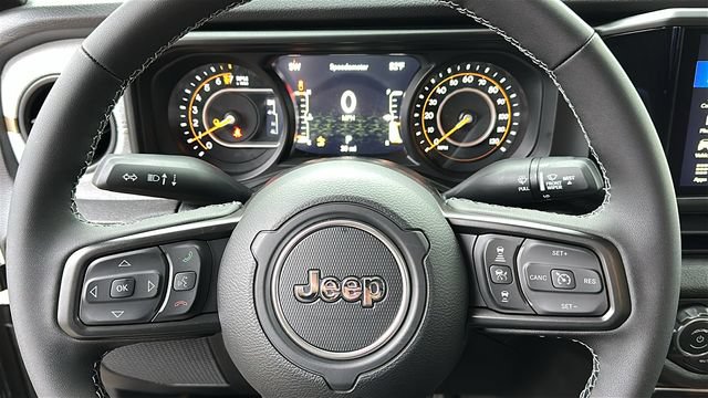 New 2026 Jeep Gladiator Sport AWD/4WD image 9