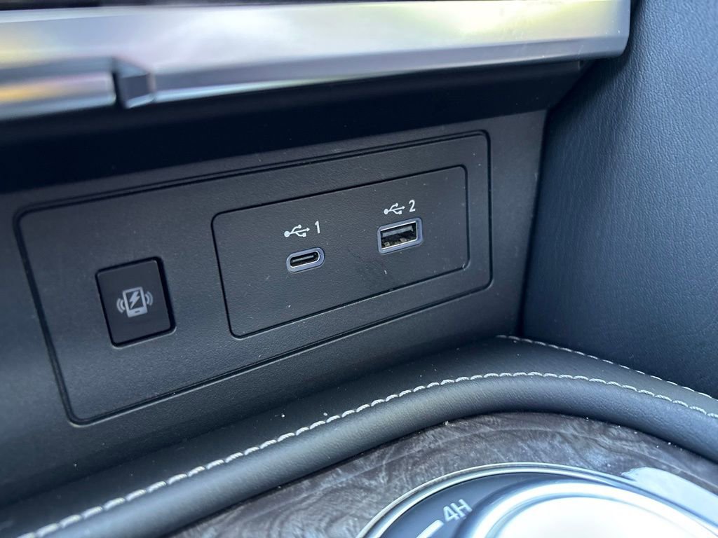 Used 2022 Nissan Armada Platinum w/ Captain's Chairs Package image 32