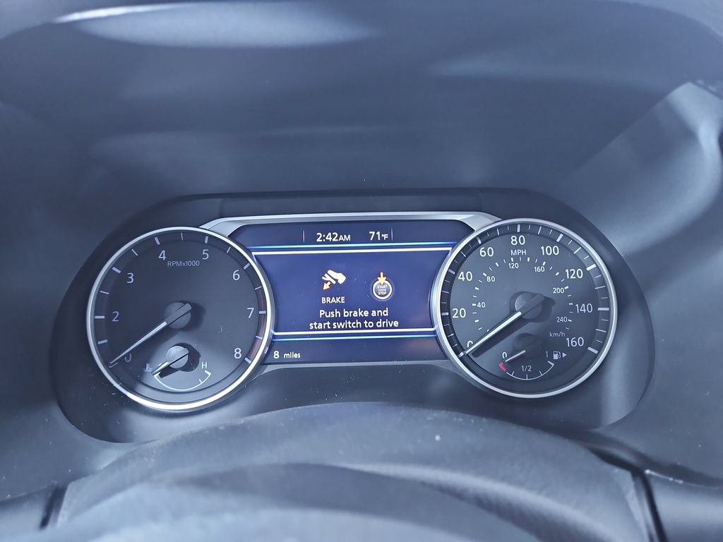 Used 2025 Nissan Sentra SV w/ All-Weather Package FWD image 16