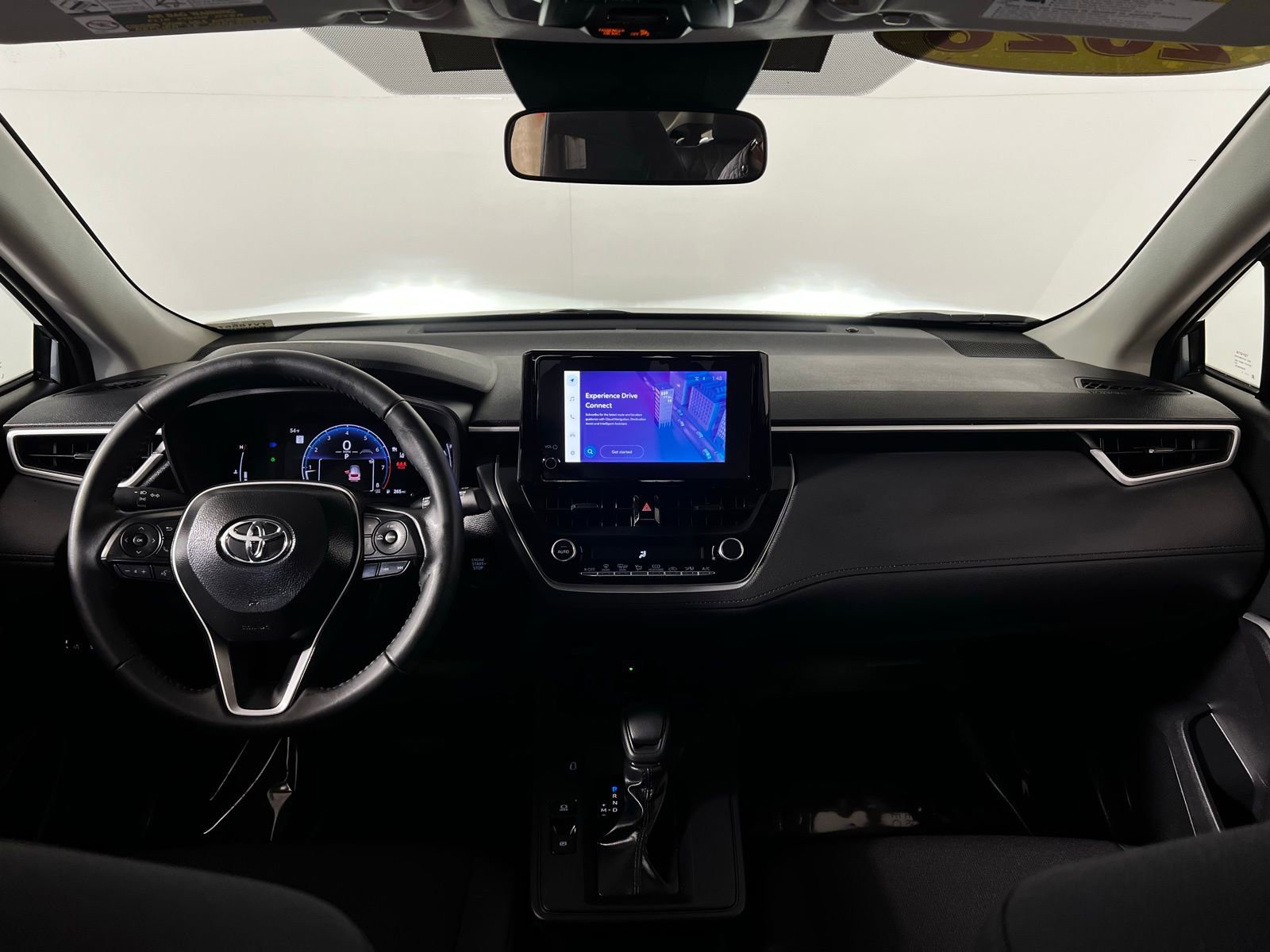 Used 2026 Toyota Corolla Cross LE FWD image 21