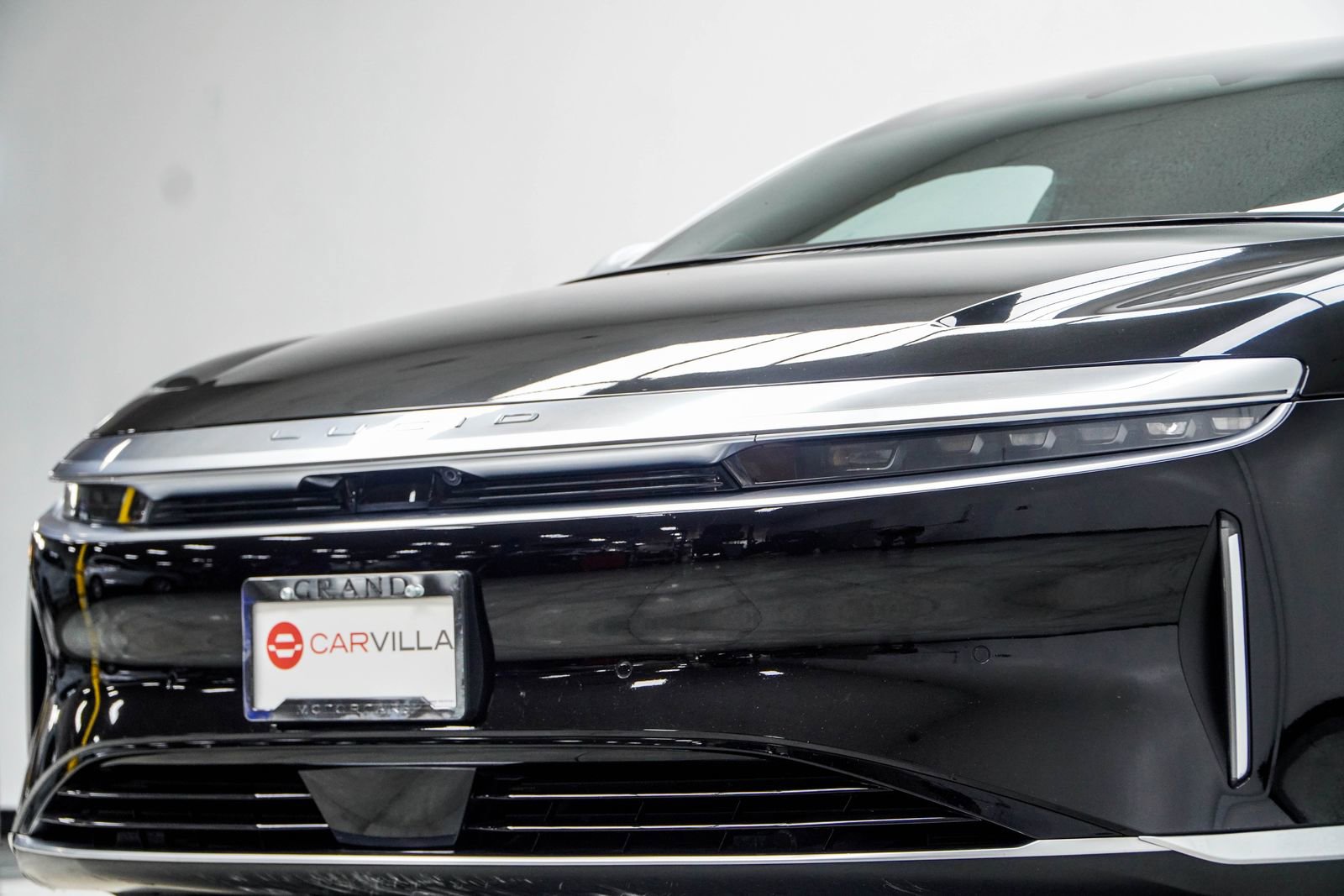 Used 2022 Lucid Air Grand Touring AWD/4WD image 2