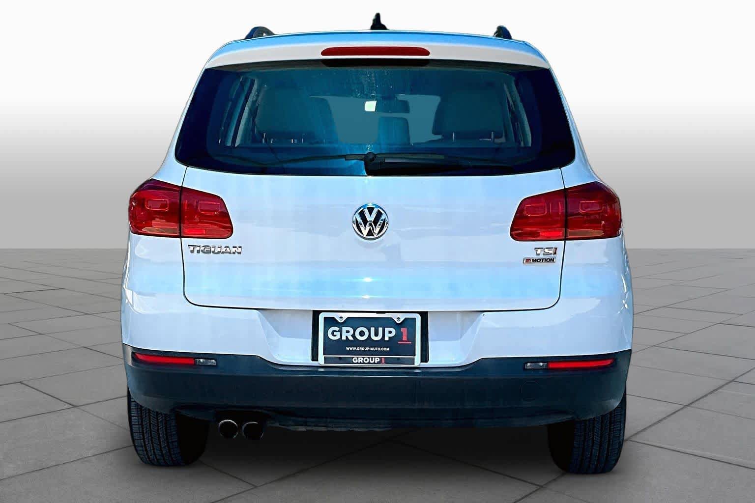Used 2017 Volkswagen Tiguan S AWD/4WD image 5